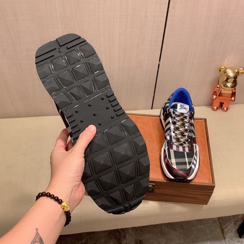 Burberry Low Shoes